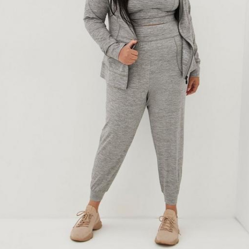 TORRID Happy Camper Super Soft Performance Jersey Full Length Joggers Pant